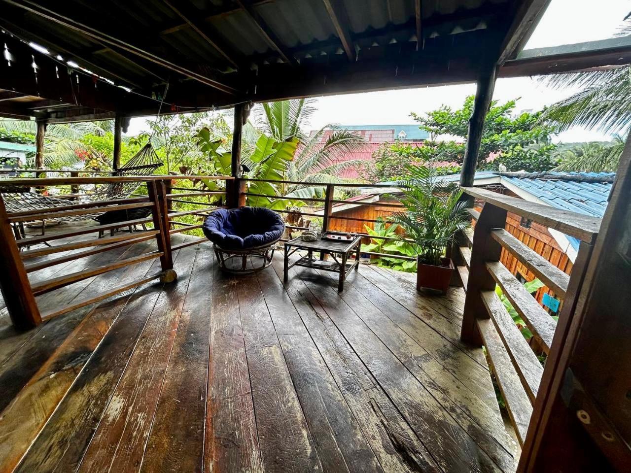 Beach House Cambodia Koh Rong Sanloem Exterior photo